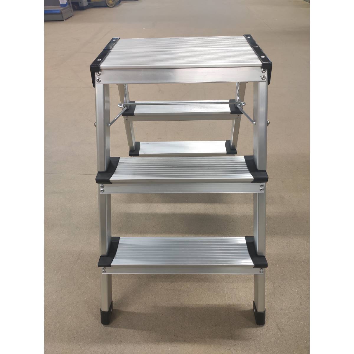 SW-Stahl Stufenleiter, aus Aluminium, klappbar, 3-stufig